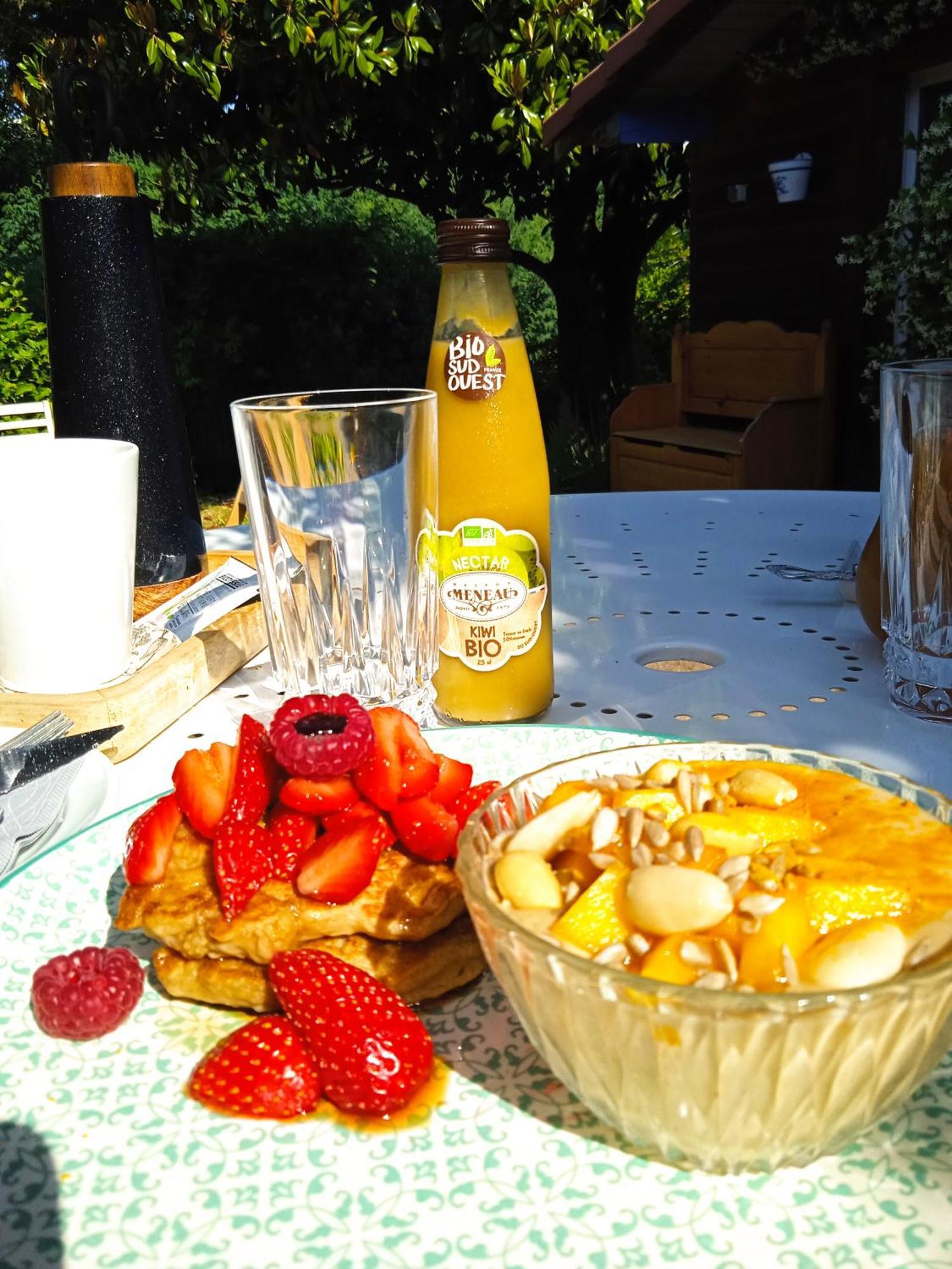 Les Jardins De Mimizan Bed and Breakfast Εξωτερικό φωτογραφία